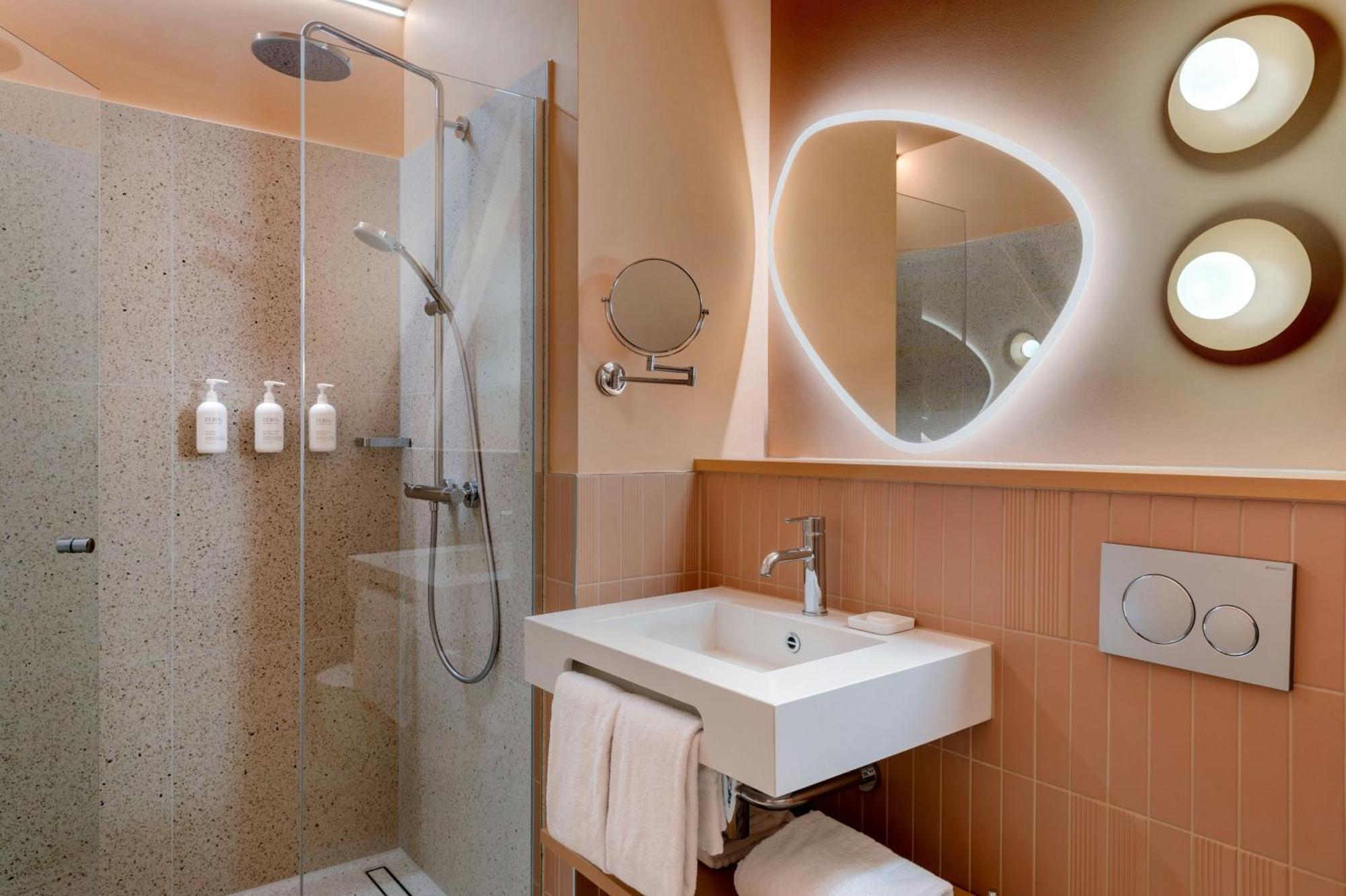 The Rebyl, Nijmegen, A Tribute Portfolio Hotel المظهر الخارجي الصورة